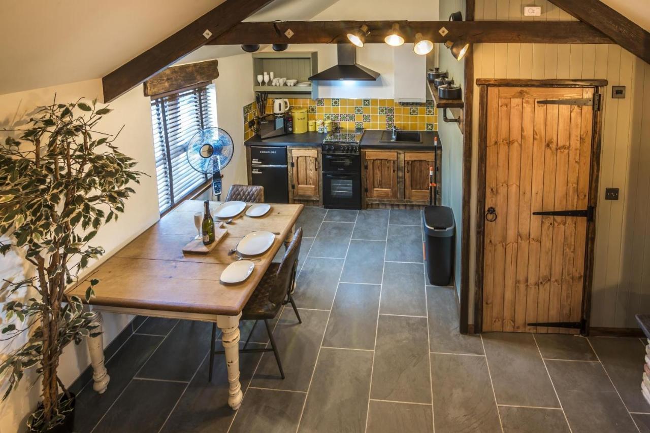Fern Cottage - Luxurious 1 Bedroom - Blossom Farm Johnston Esterno foto
