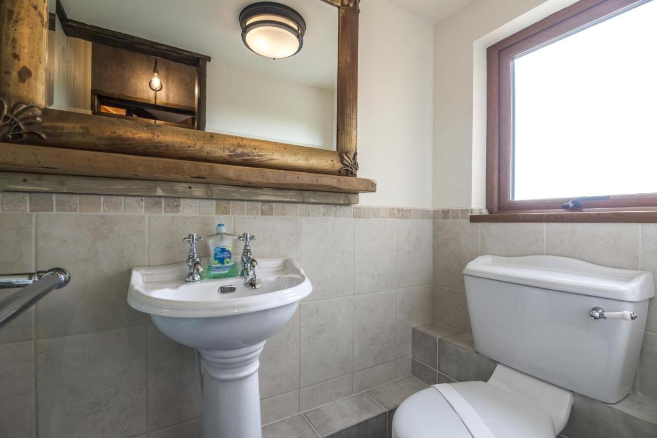 Fern Cottage - Luxurious 1 Bedroom - Blossom Farm Johnston Esterno foto